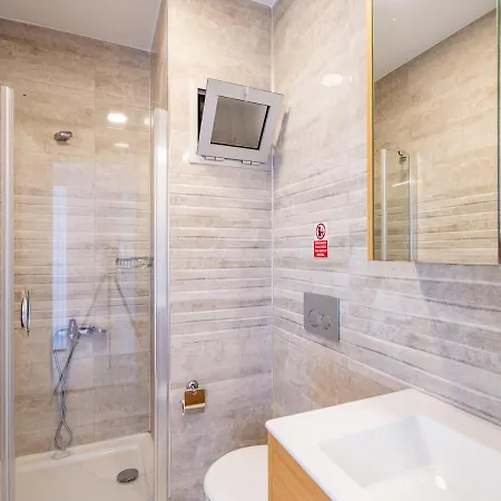 וילה Private Pool In Central Location For 6 People, Izmir - Awz 106 *